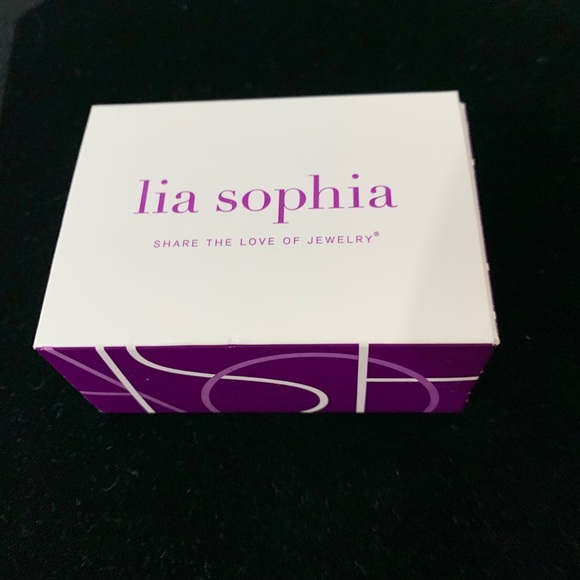 3/$20 Lia Sophia Silver/Mustard/Crystal Bracelet - Picture 7 of 9